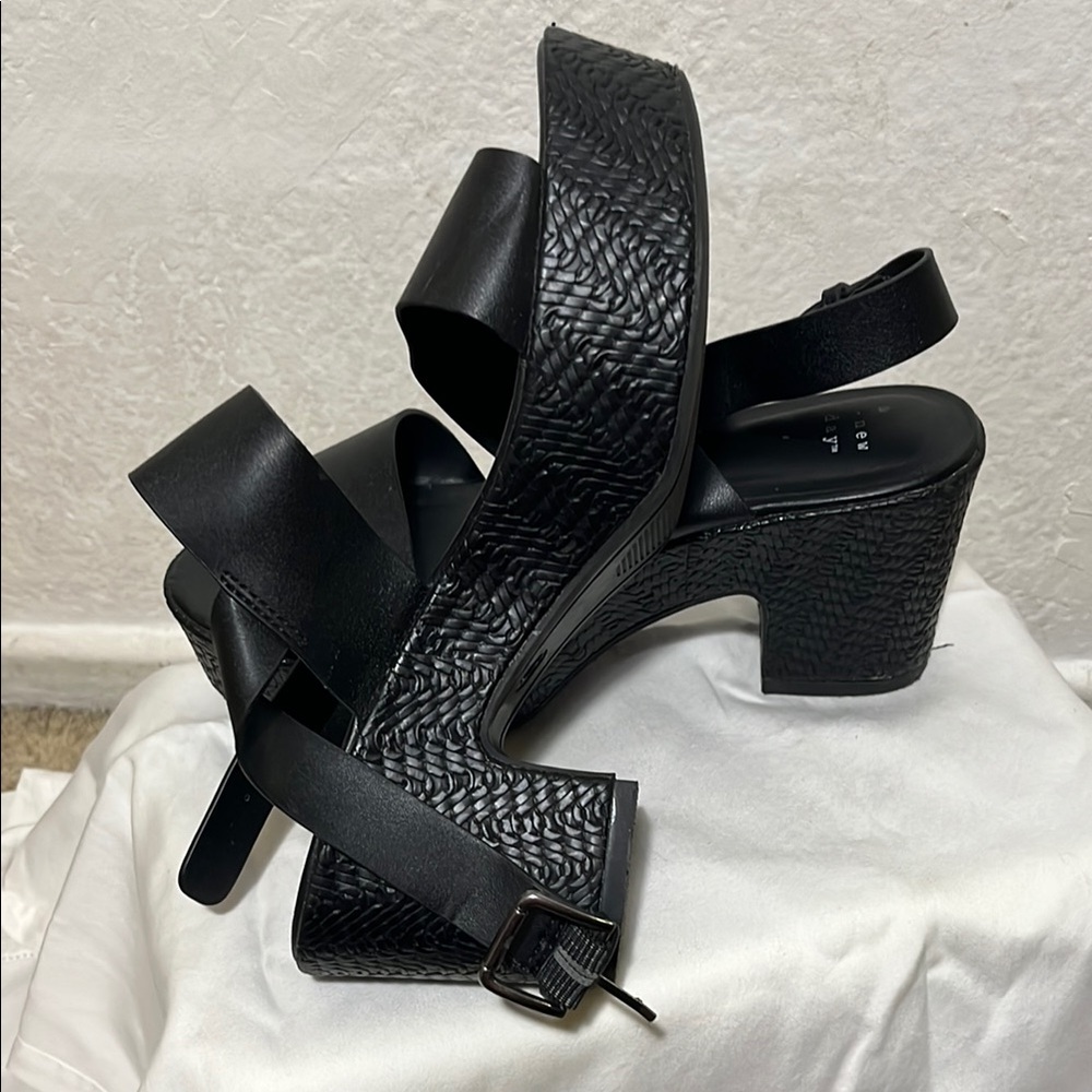 A New Day Black Chunky Platform Sandals with Slingback - Picture 4 of 5